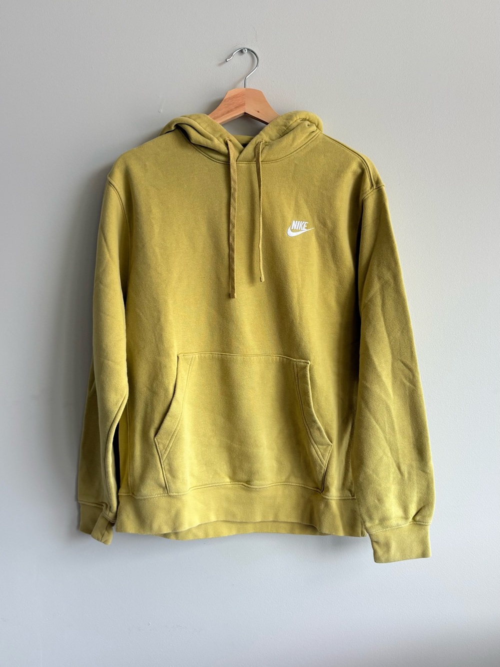 Nike Olive Yellow Pullover